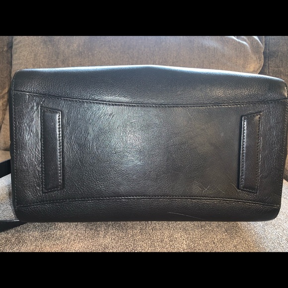 Givenchy Antigona bag- WILLING TO TRADE - Picture 4 of 6